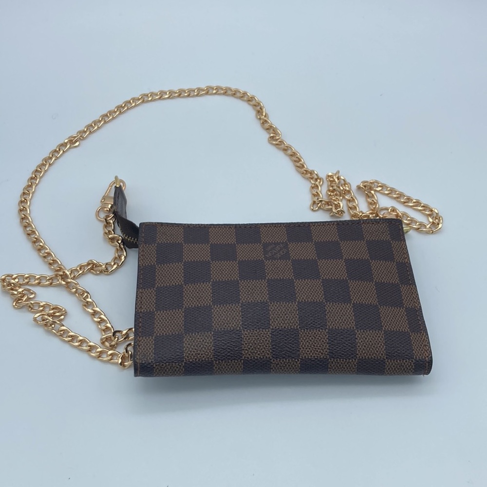 LOUIS VUITTON DAMIER EBENE POUCH